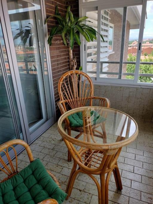 Apartamento Deluxe El Camino Alcala de Henares Luaran gambar