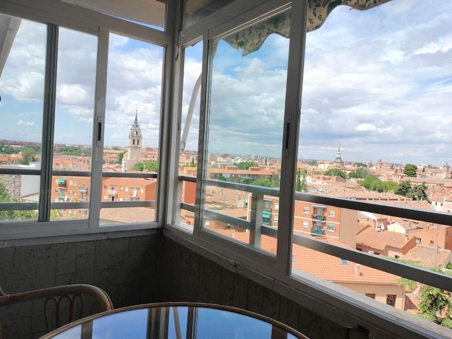 Apartamento Deluxe El Camino Alcala de Henares Luaran gambar