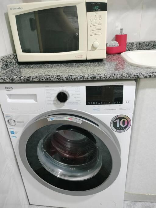 Apartamento Deluxe El Camino Alcala de Henares Luaran gambar