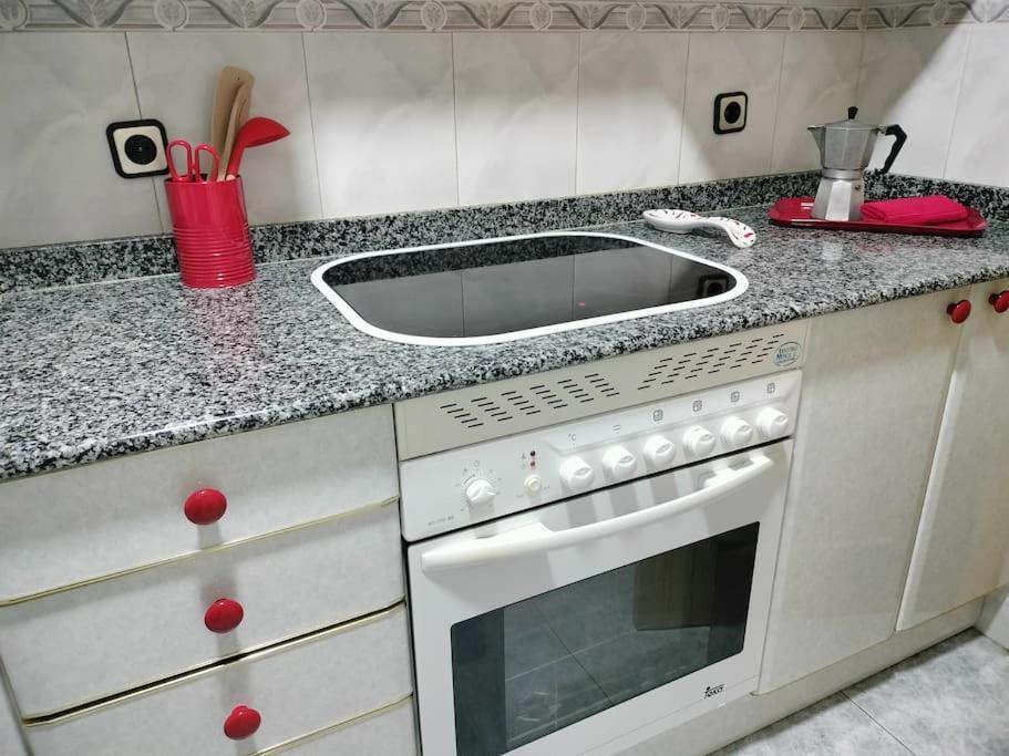 Apartamento Deluxe El Camino Alcala de Henares Luaran gambar