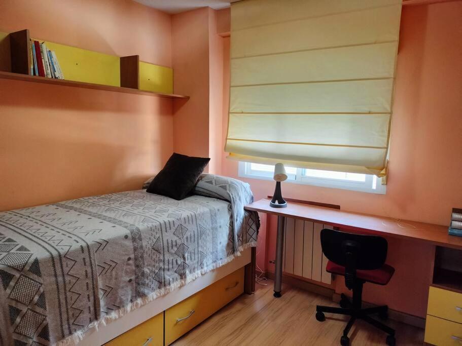 Apartamento Deluxe El Camino Alcala de Henares Luaran gambar